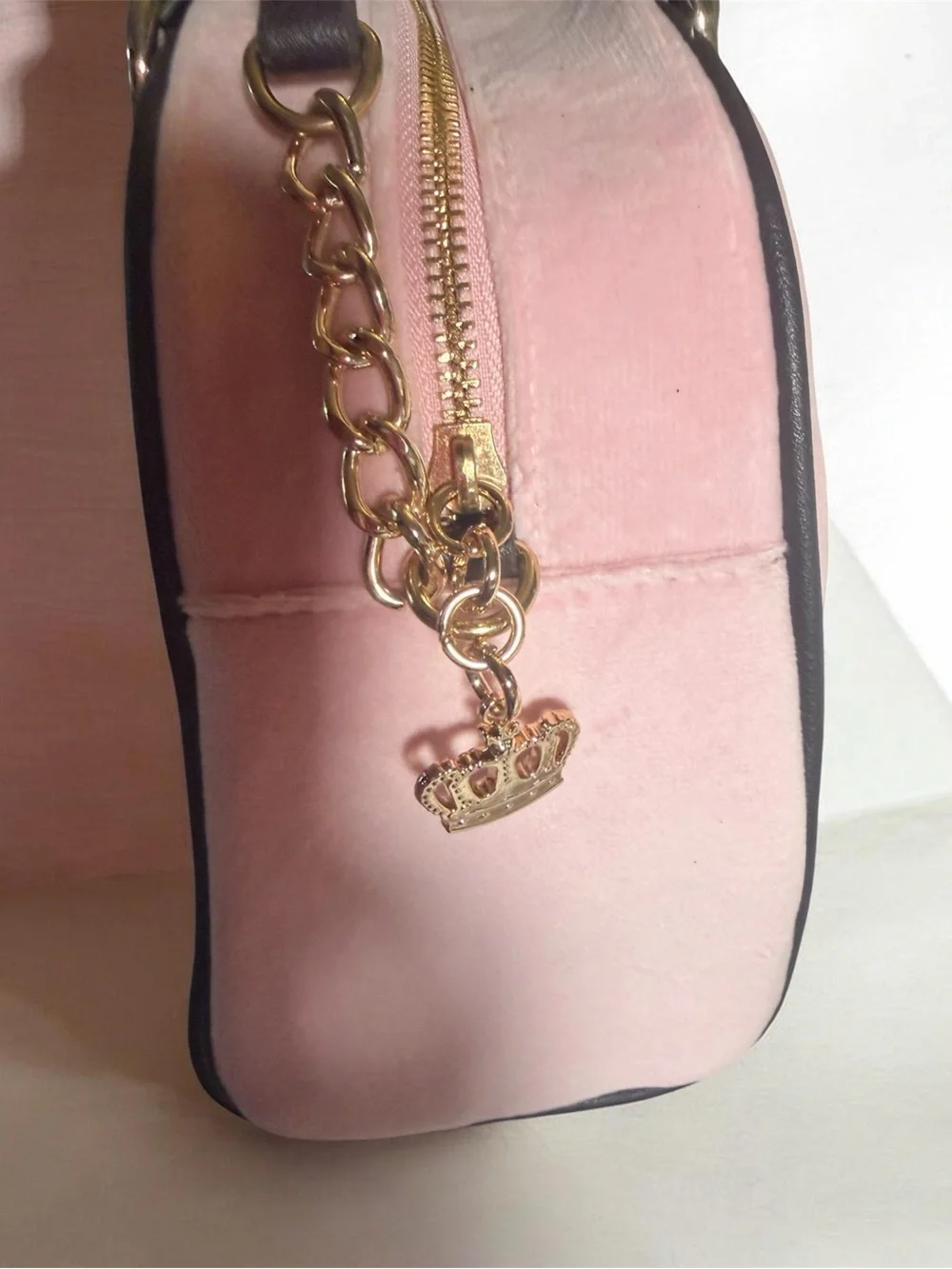 Juicy Couture Retro Chic Bowler Style Purse in Flamingo/Chocolate NEW